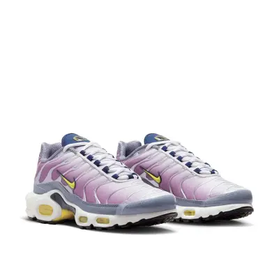 NIKE AIR MAX PLUS