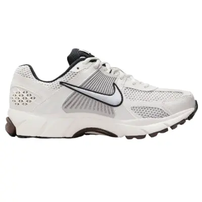 copy of Nike Vomero 5 'Gold'