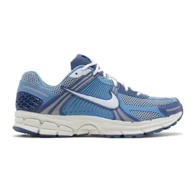Nike Vomero 5