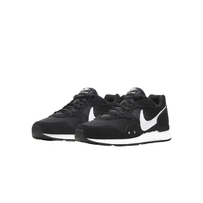 copy of Nike Venture Runner