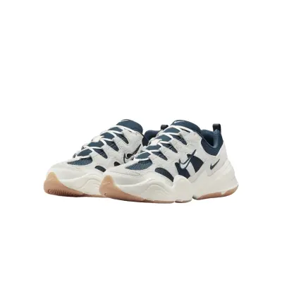 copy of NIKE TECH HERA