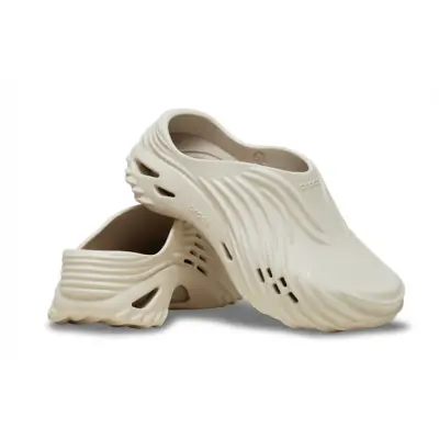 copy of Crocs Echo Clog 'khaki'