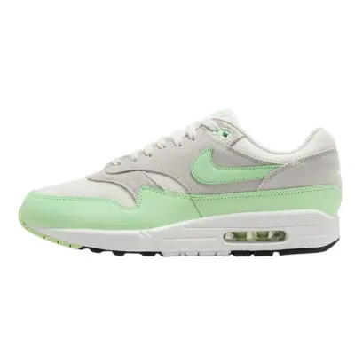 copy of Nike Quest 5
