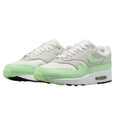 copy of Nike Quest 5