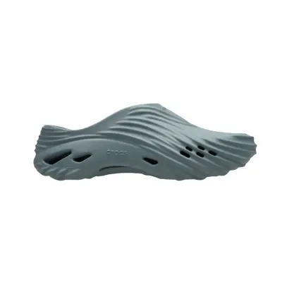 copy of Crocs Echo Clog 'khaki'