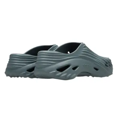 copy of Crocs Echo Clog 'khaki'