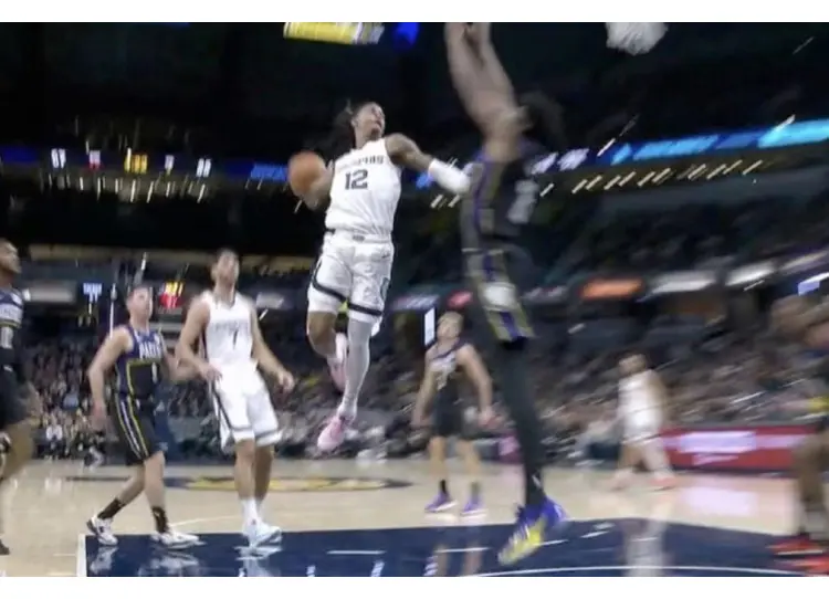 SACRÉ DUNK SIGNÉ JA MORANT SACRÉ DUNK SIGNÉ JA MORANT